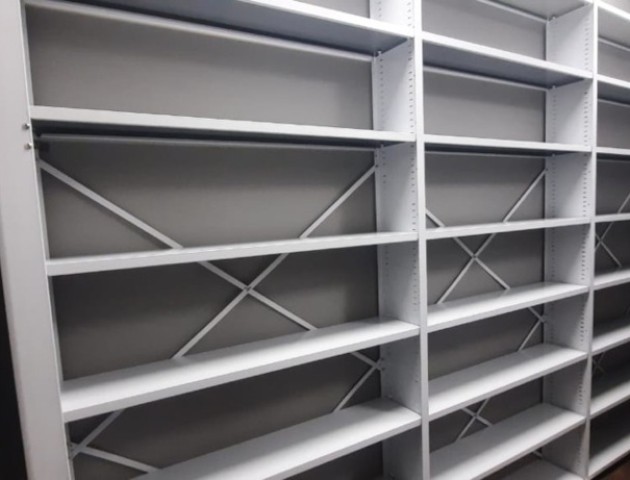 стационарные стеллажи металлические