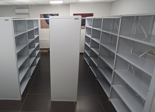 Дополнительная устойчивость стеллажей