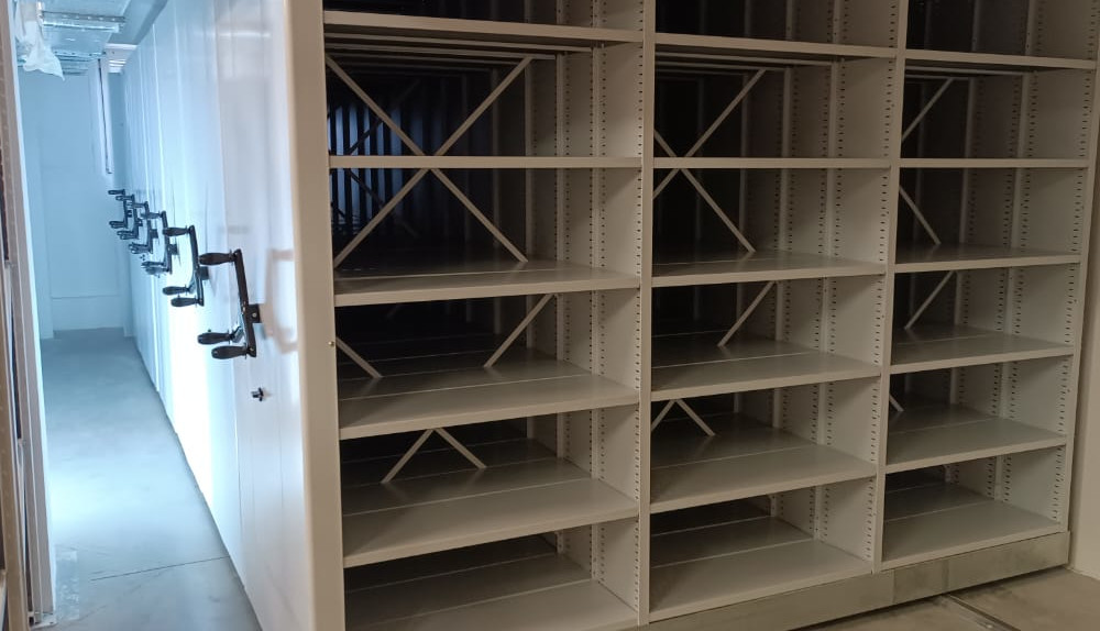 мобильные стеллажи для склада